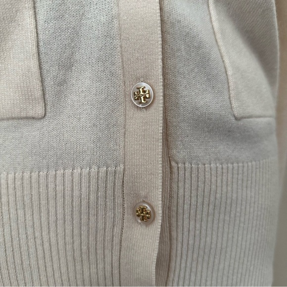 Tory Burch 100% Cashmere Women's Button Up Cream Cardigan Sweater Size M - Picture 4 of 13